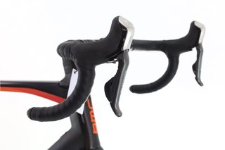 Bicicleta BMC Roadmachine 01 Di2 11V t.56 Reacondicionada
