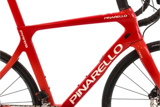 Bicicleta Pinarello Paris Disk AXS 12V t.54 Reacondicionada