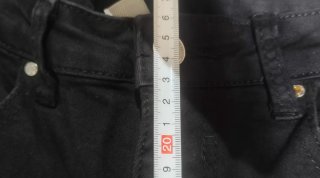 Pantalón acampanado negro