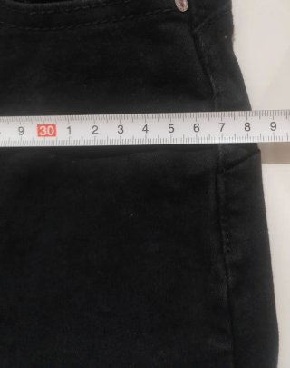Pantalón acampanado negro