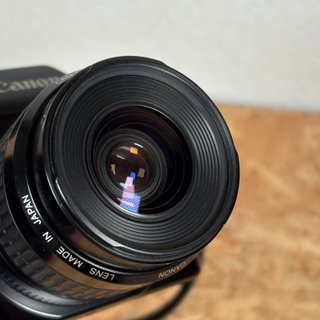 Macchina fotografica Canon EF-M + Canon 35-80mm