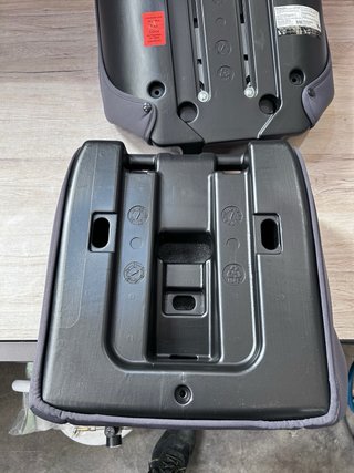Silla coche KikkaBoo i-Size 15-36kg 100-150cm