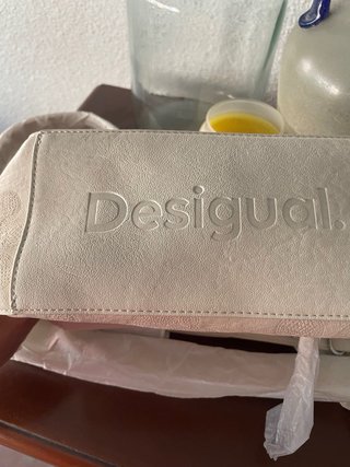 Bolso Desigual Beige con Diseño Floral