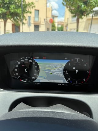 Range Rover Velar D240 R-Dynamic | Neumática | Tec