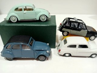 Lote 4 coches de metal  marca Solido 1:43