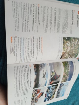 Libro de Geografía e historia segundo de la ESO