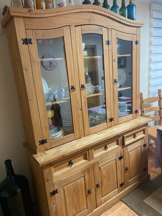 Conjunto Platero , mesa y sillas de madera
