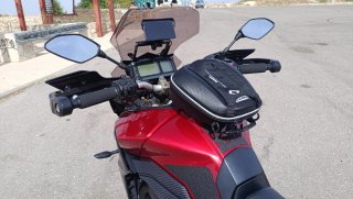 Yamaha MT-09 Tracer 900 GT Roja