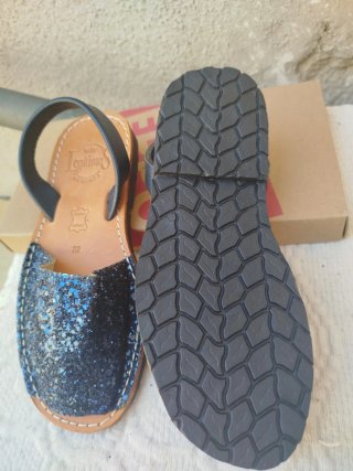 Abarcas  marca  Legitimas Menorca Piel