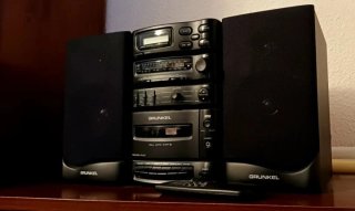 Equipo de música GRUNKEL negro