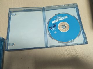 Lote 3 Películas Blu-ray: Super 8, Beowulf, Avione
