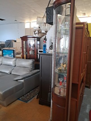 Mueble Rinconera Vitrina Madera y Cristal