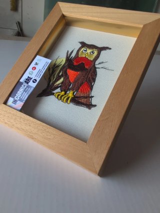 Quadro Ricamo Gufo misura 18x23x4cm