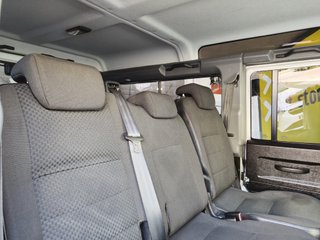 Land Rover Defender 2016