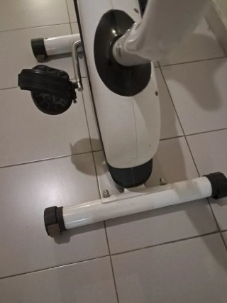 Bicicleta Estática Fitness. Marca Runfit finees
