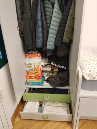 Cama nido infantil con cajones y armario