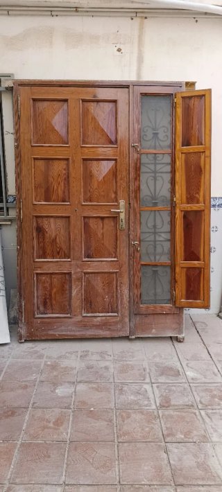 Puerta de madera Valenciana