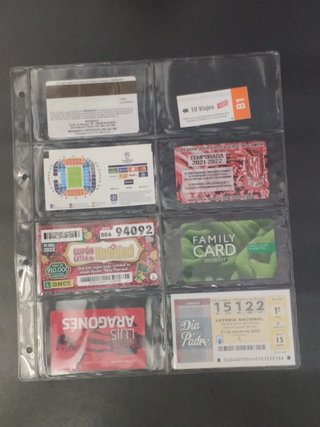 20 Fundas de 8 Huecos - 32x25 cm.