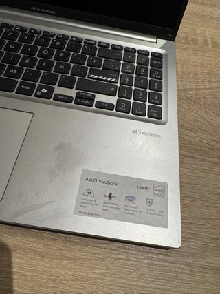 Portátil Asus Vivobook Plata y Negro