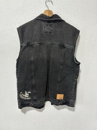 Chaleco vaquero Pull&Bear negro