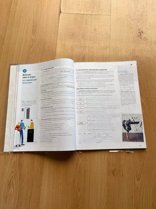 Tomo de Libros de Lengua y Literatura 4º ESO
