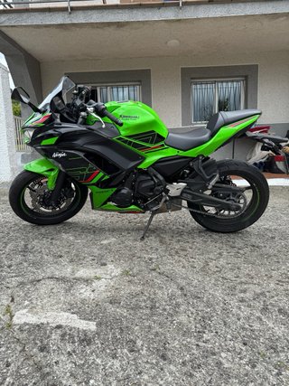 Kawasaki Ninja 650 año 2024, A2