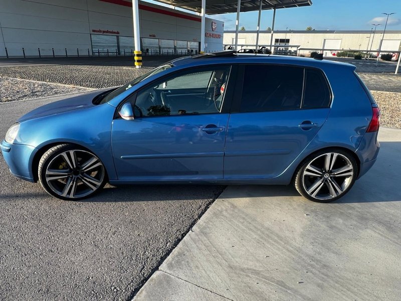 Volkswagen Golf Sportsvan 2005 - foto 1