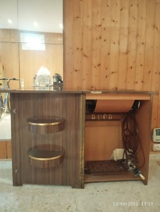Máquina de coser Alfa a pedal