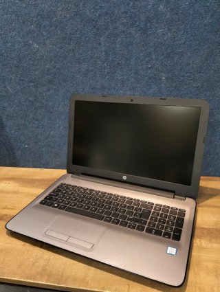 Portátil HP 250 G5 i5-6200U 4GB 500GB 15.6"
