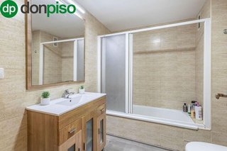 Piso en venta en Almanjáyar en Granada