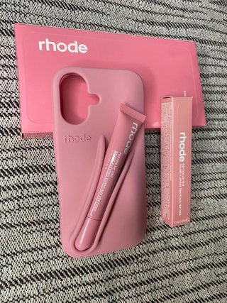 Funda iPhone 16 Rhode + gloss