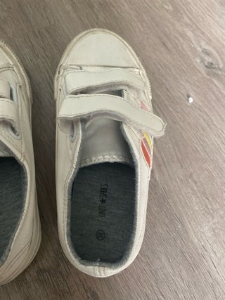 Tenis Unit Talla 30 Blancos Velcro