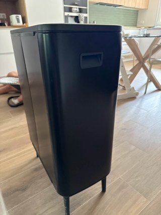 Papelera Brabantia Bo Touch Bin Hi Negra