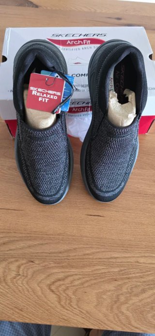 Zapatos Skechers Arch Fit Motley-Vaseo T-41