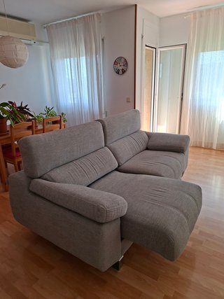 Sofá gris 2 plazas