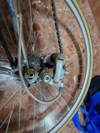 Bicicleta de carreras azul