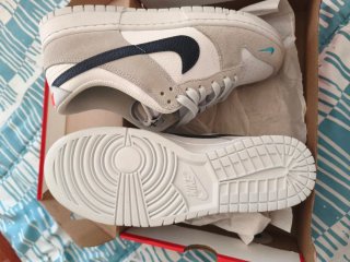 Nike Dunk Low Gris y Blanco