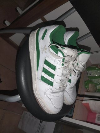 Zapatillas Adidas Blancas y Verdes