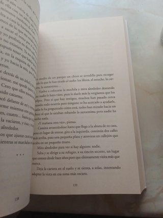 Invisible / Invisible