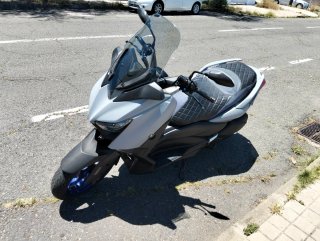 Yamaha XMAX 300cc