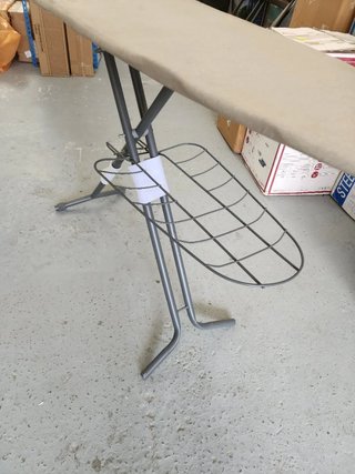 Tabla de planchar plegable