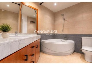 Piso en venta en Centre en Rubí