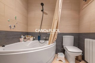 Piso en venta en Centre en Rubí