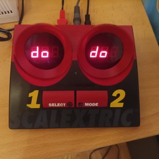 Gestor de Carreras Scalextric Compact LEER