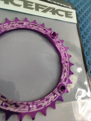 Plato Race Face Monoplato Morado