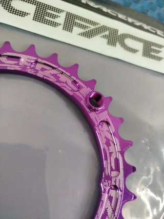 Plato Race Face Monoplato Morado