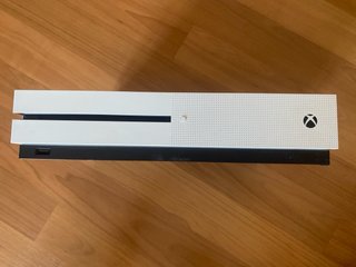 Xbox One S Blanca