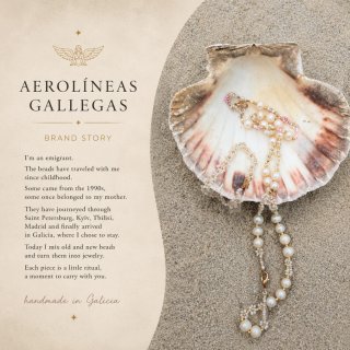 Collar perlas naturales flores cuentas oro