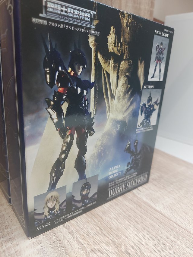 Saint Seiya Siegfried de Dubhe y Afrodita.