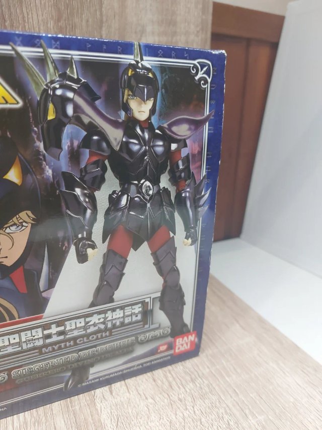 Saint Seiya Siegfried de Dubhe y Afrodita.